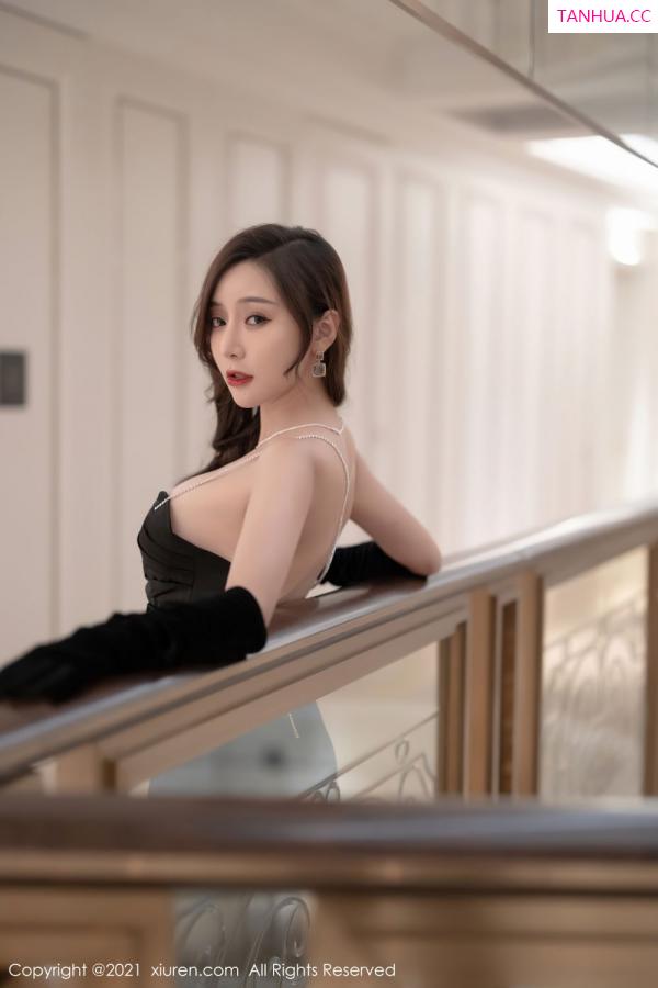 王馨瑶  [XiuRen]高清写真图 2021.10.22 No.4101 王馨瑶yanni第18张图片